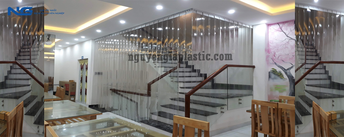 Rèm nhựa PVC kéo xếp